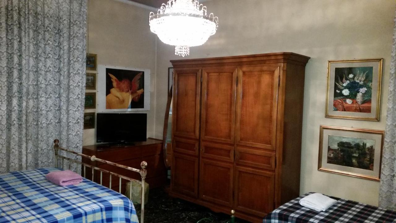 לינה וארוחת בוקר מודנה Casa Gramsci מראה חיצוני תמונה
