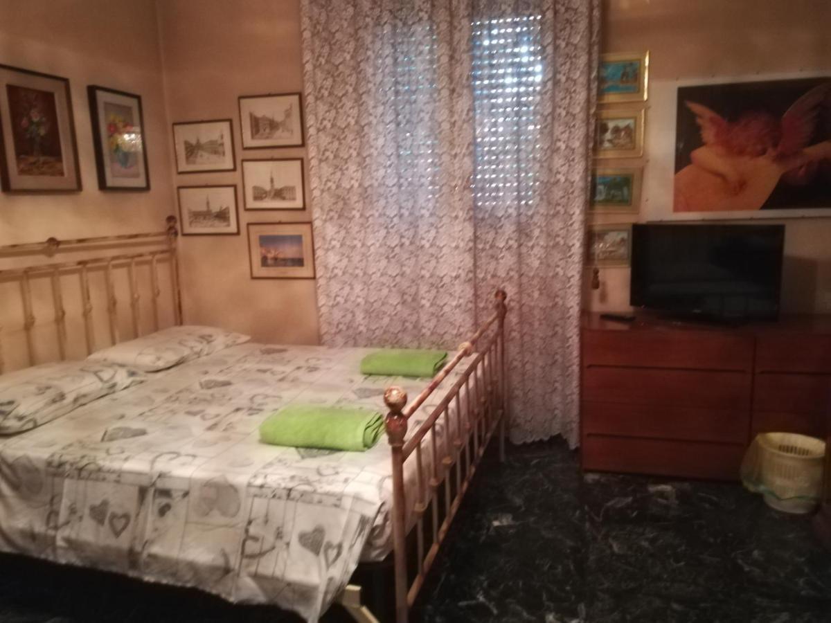 לינה וארוחת בוקר מודנה Casa Gramsci מראה חיצוני תמונה